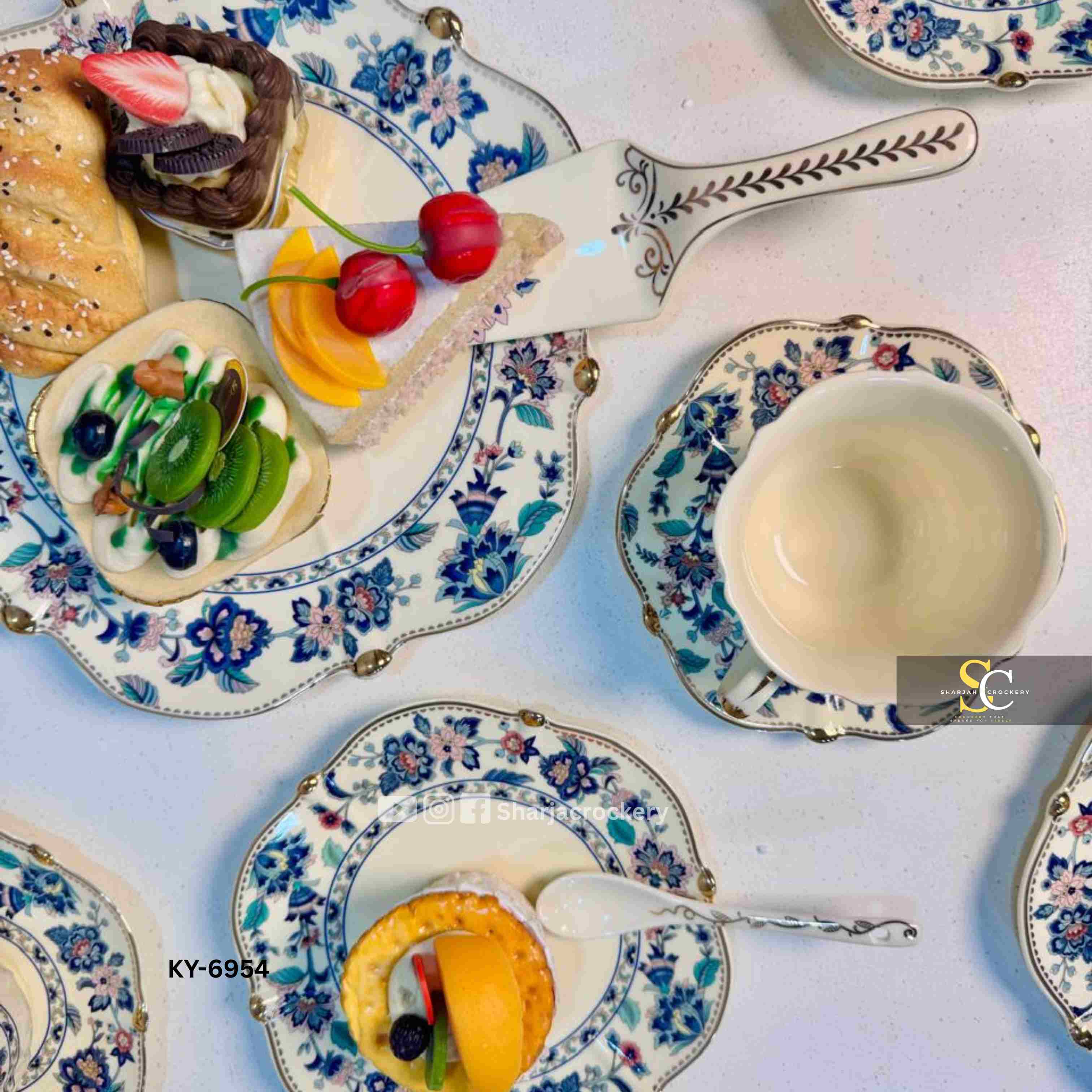 Royal Albart 32-Piece Floral High Tea Set Collection