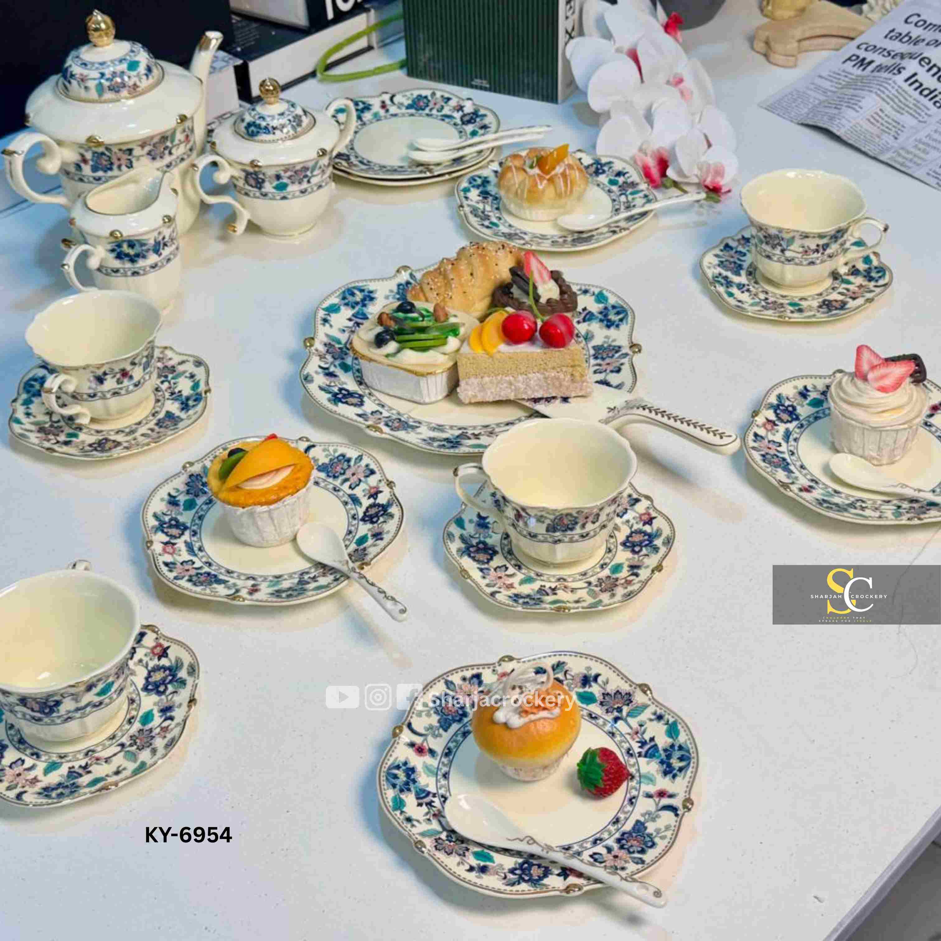 Royal Albart 32-Piece Floral High Tea Set Collection
