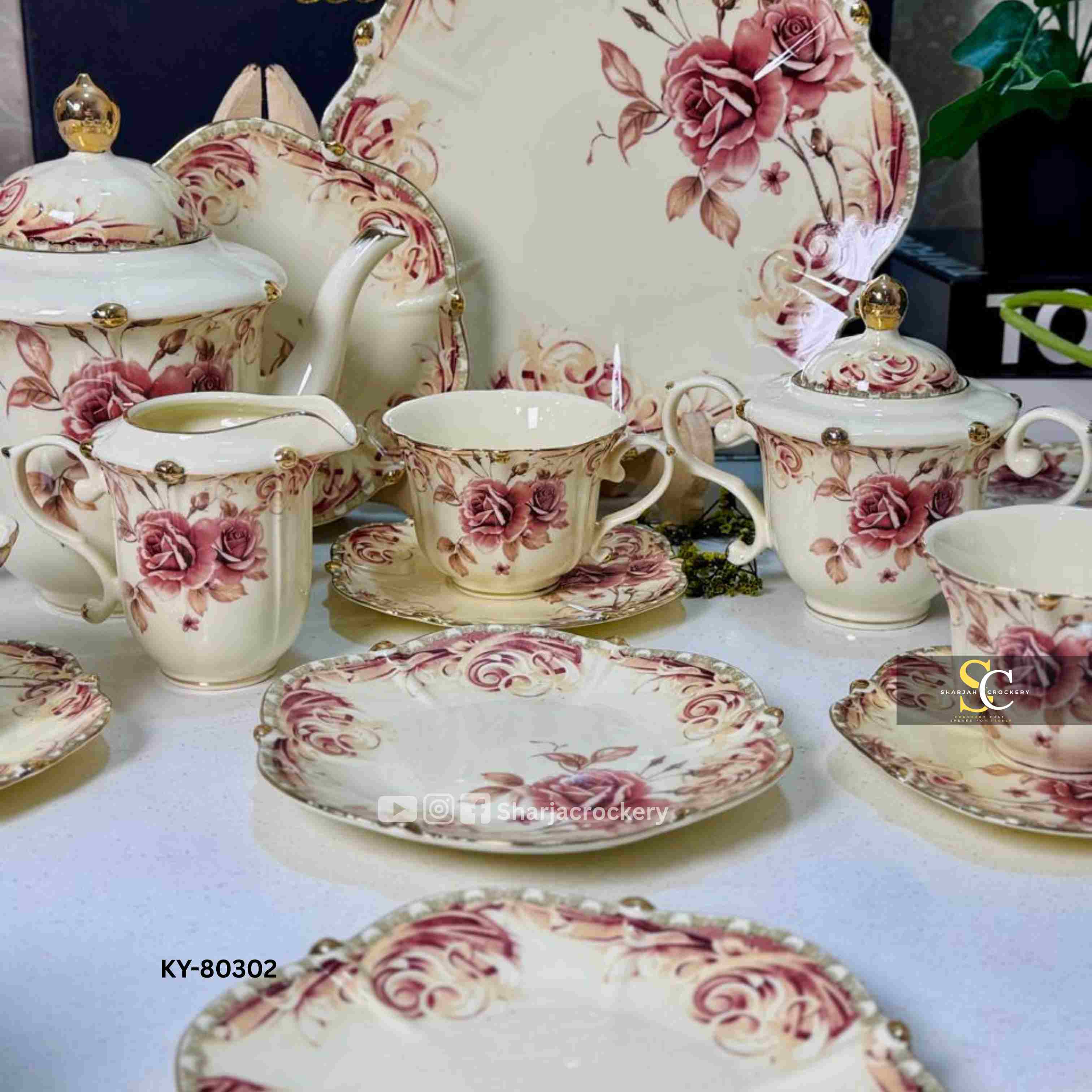 Royal Albart 32-Piece Floral High Tea Set Collection